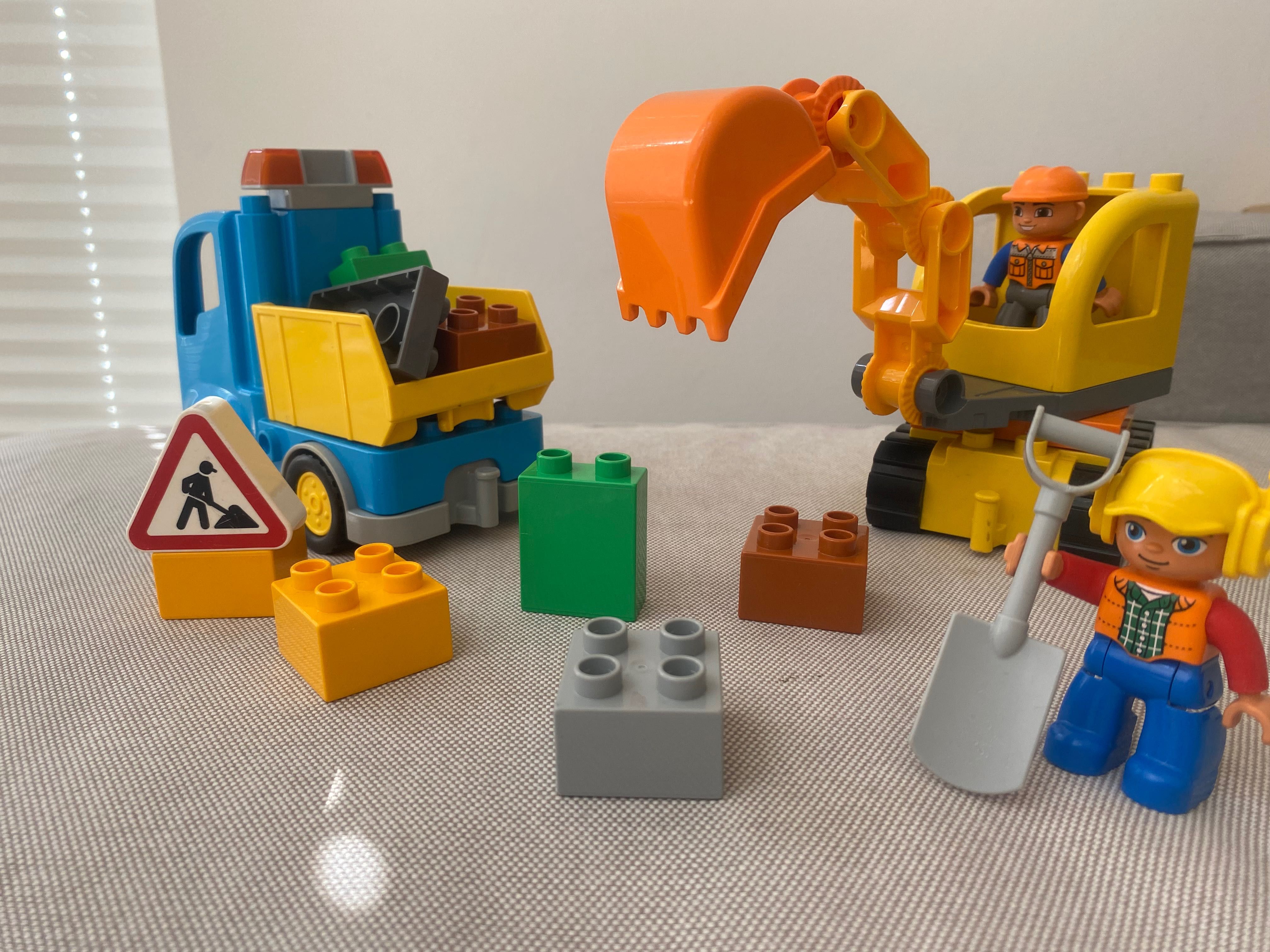 Lego Duplo 10812 Ciężarówka i koparka gąsienicowa. Zestaw kompletny!!!