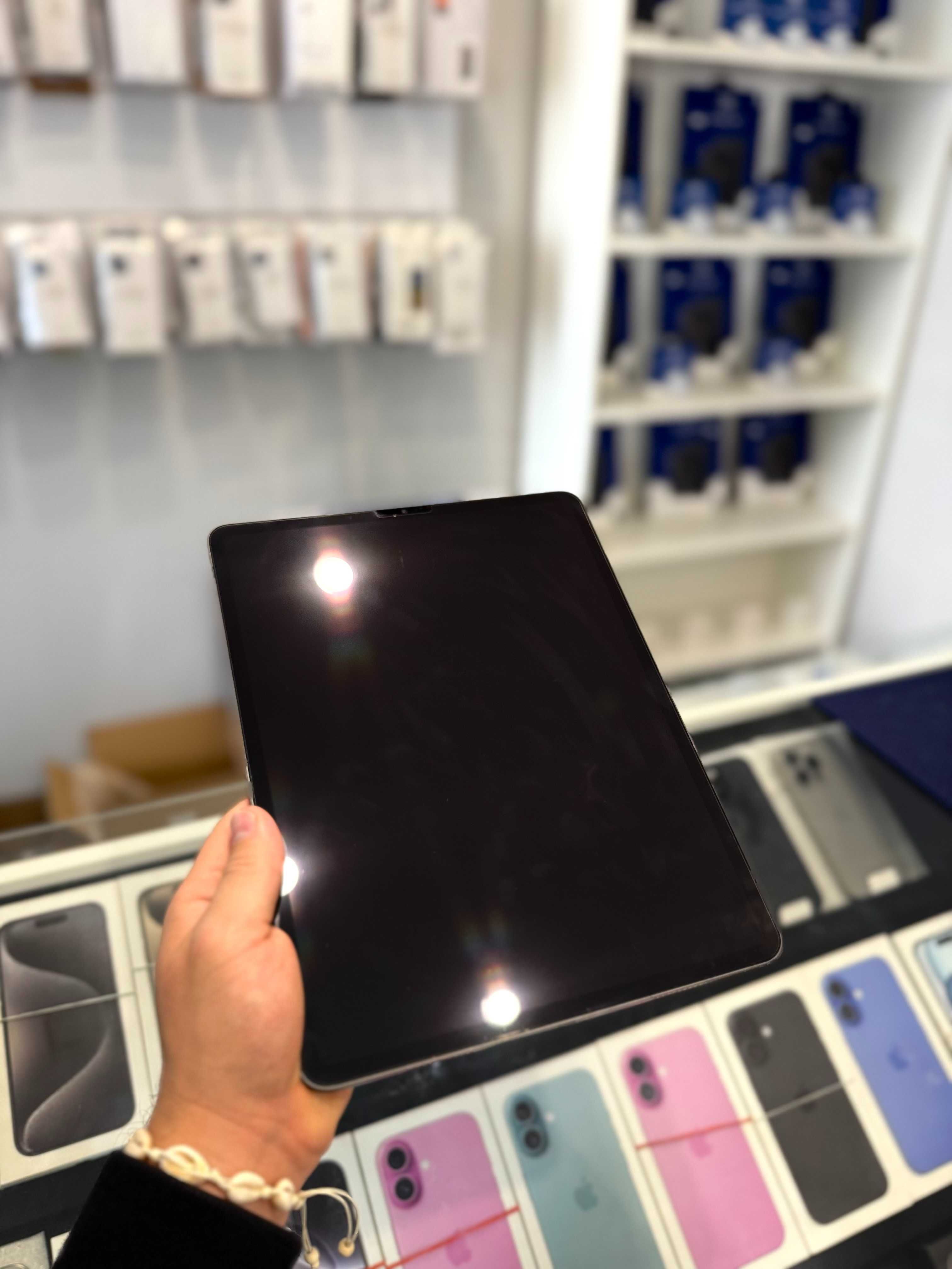 Apple iPad PRO 12.9 cala • 5 gen. WiFi 128 GB • Space Gray • jak NOWY