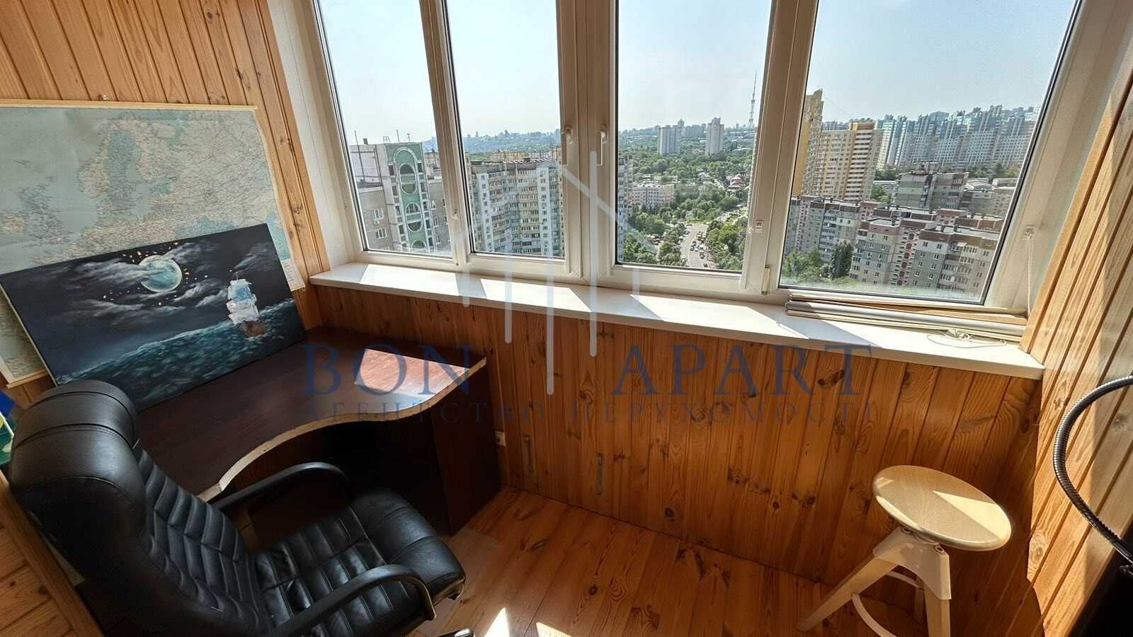 БЕЗ КОМІСІЇ! Продам з усім 2к квартиру по пр. Європейського Союзу 19А