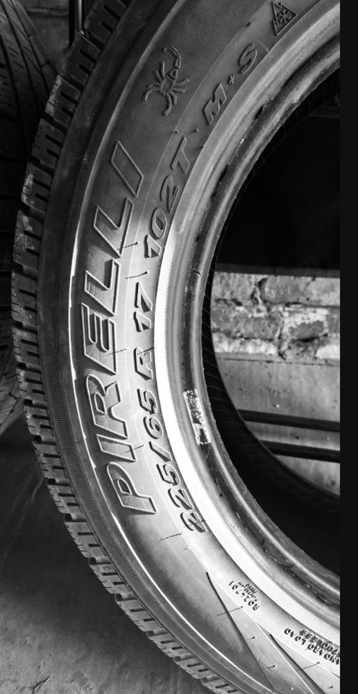 Pirelli Scorpion ice&snow 225/65 R17 комплект