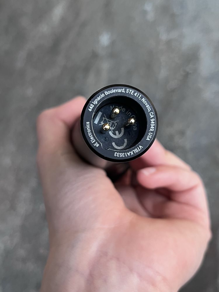 SE V7 black суперкардіоїдний вокальний мікрофон