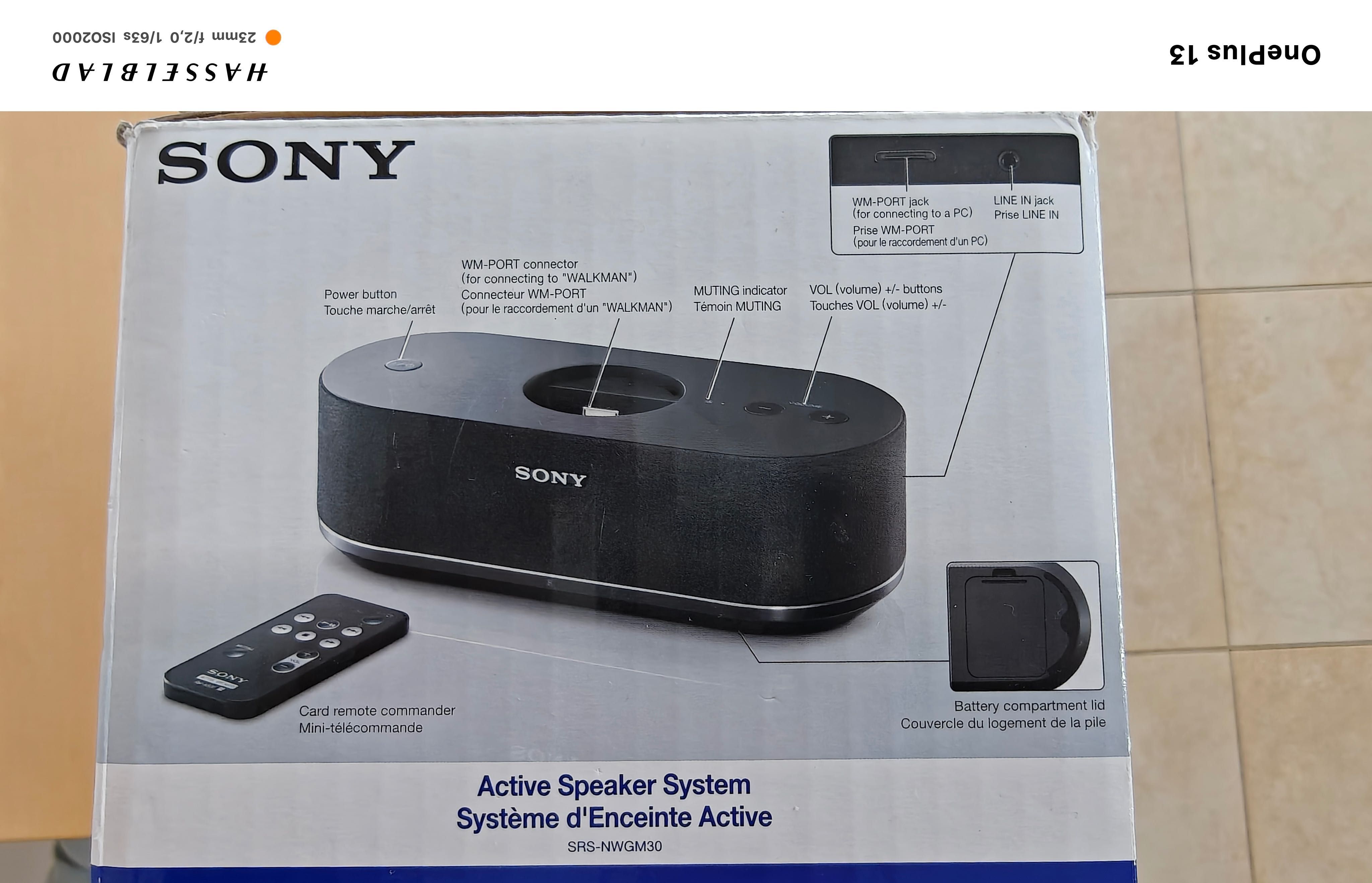 Sony MP3 NWZ-A826 8GB + Sony SRS-NWGM30
