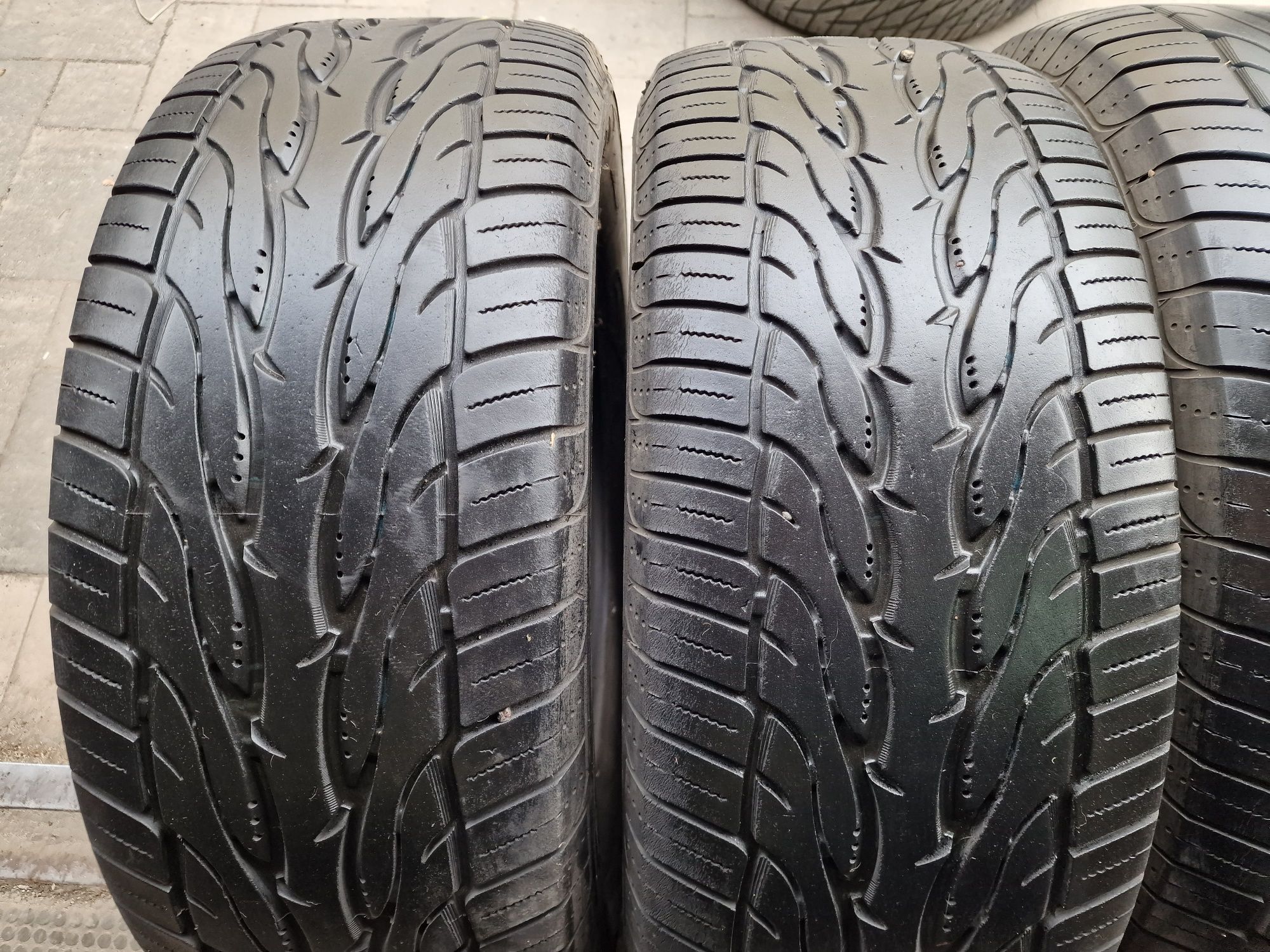 Летняя резина 275/60 R17 Toyo