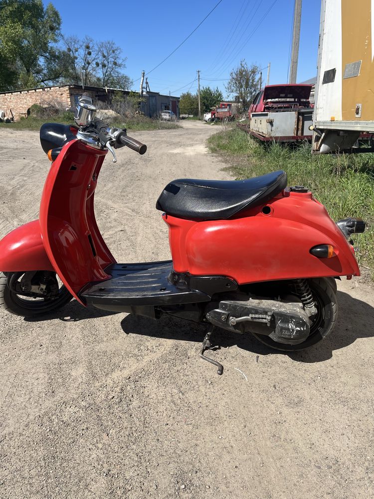 Скутер Yamaha vino 2т