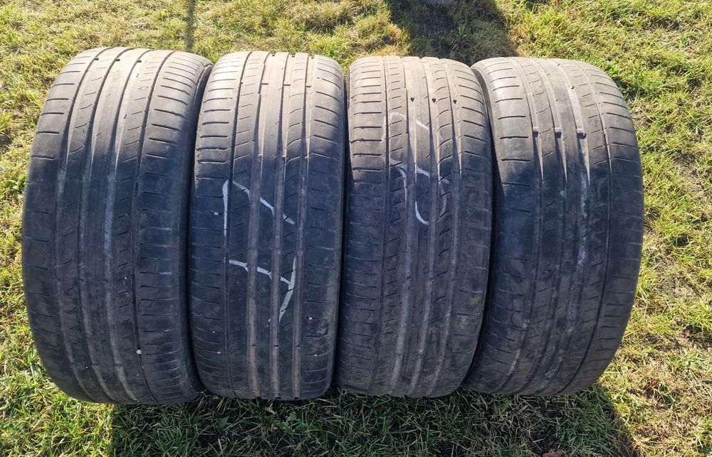 Komplet opon letnich Continental 225/40R18