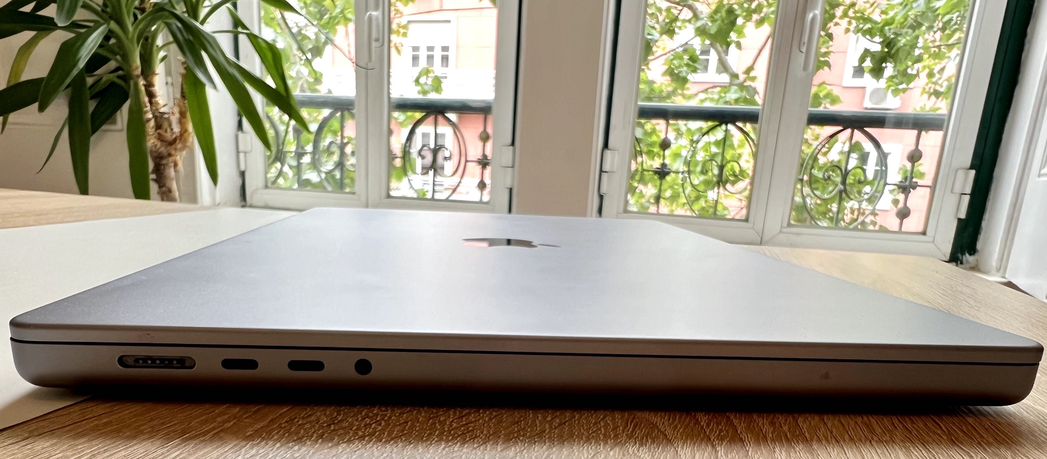 MacBook Pro 16 M1 Max 2021 32gb Ram 1TB SSD (German Keyboard ! )