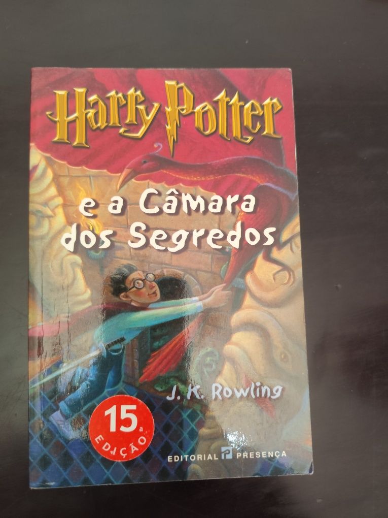 Livro Harry Potter e a câmara dos segredos