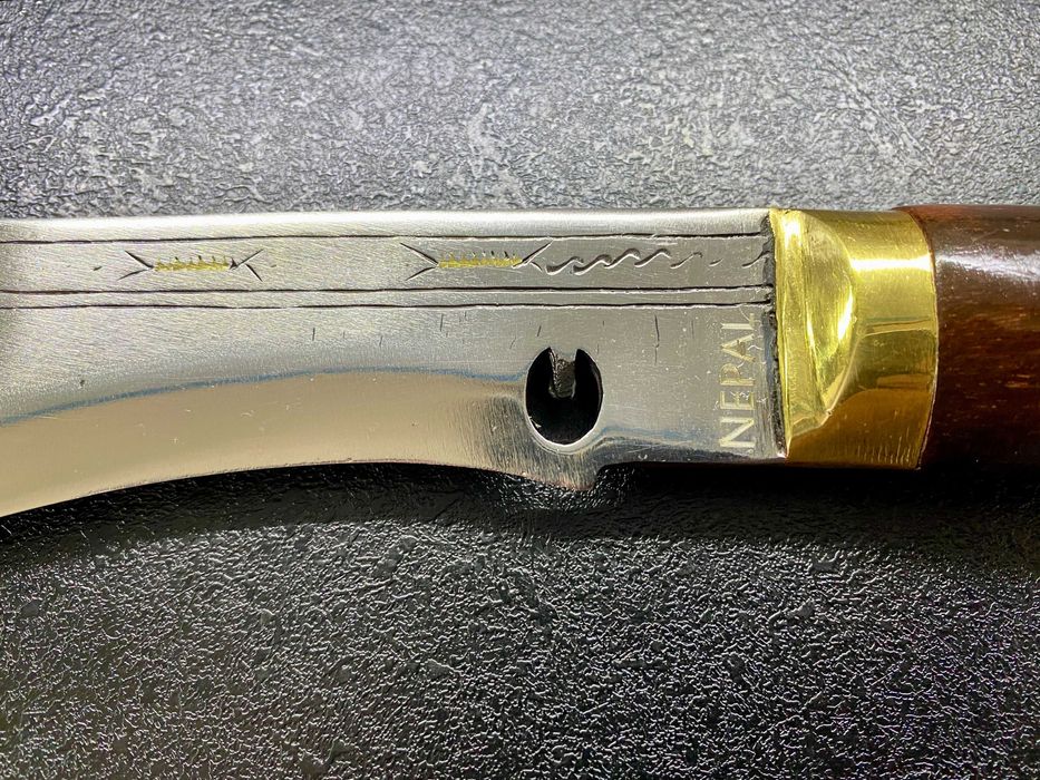Кукрі, Genuine Gurkha Kukri 10.5 Inch GK&CO. Вироблено у Непалі