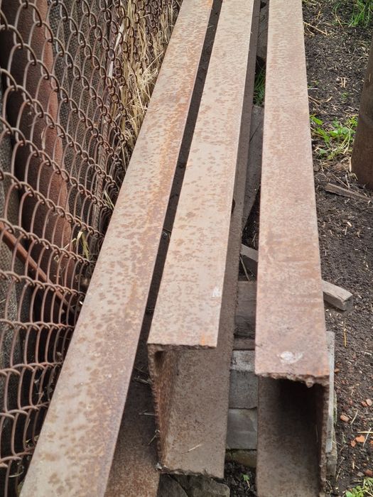 Продам швелер 24