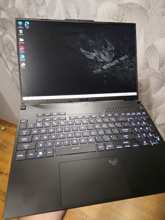 Asus tuf FA617NT-A16 rx7700s ryzen 7