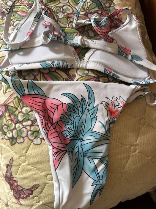 Bikinis varios precos