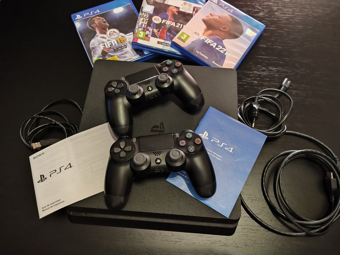 Playstation 4 Slim 1TB (Está como nova)