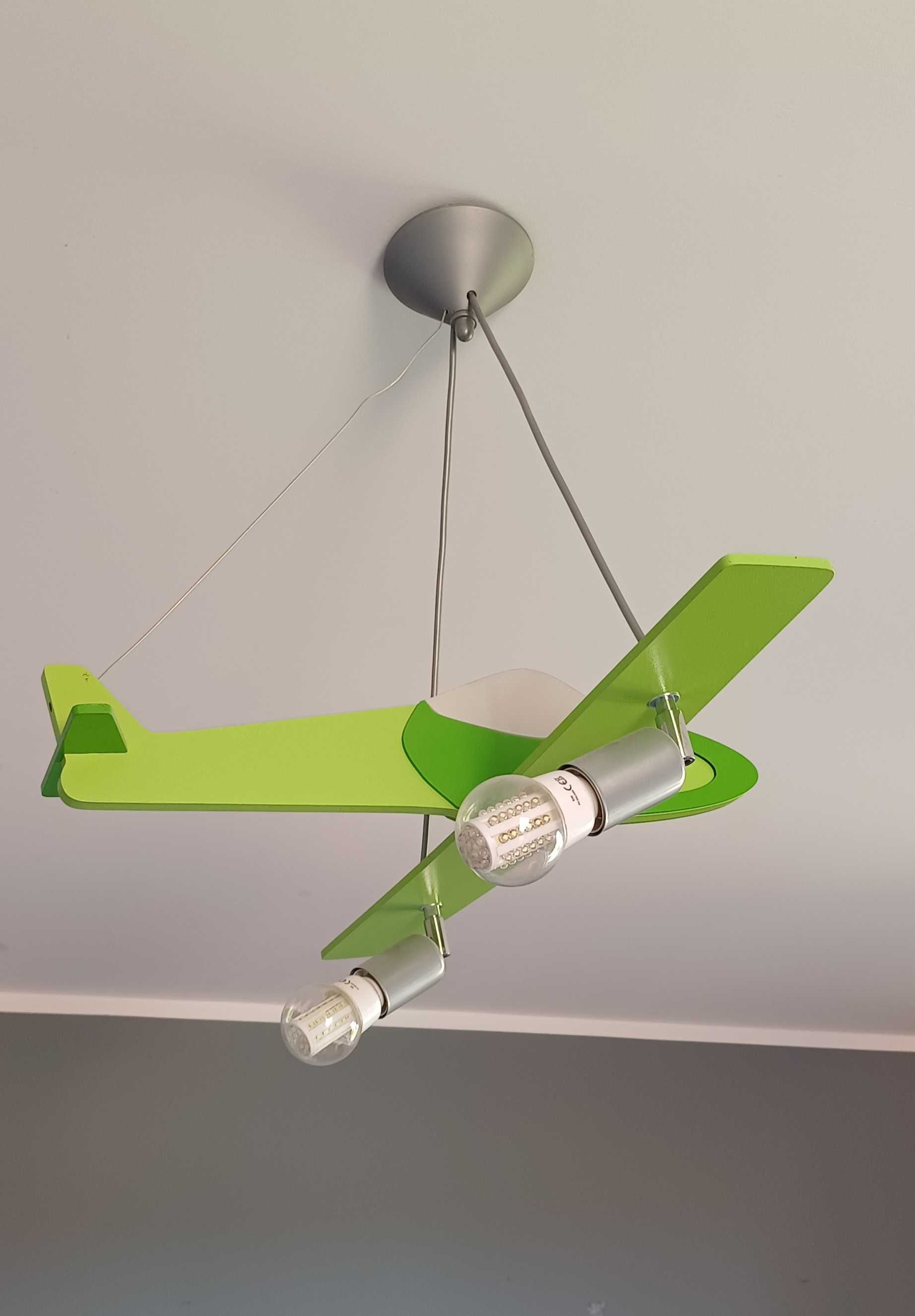 Lampa do pokoju dziecięcego samolot