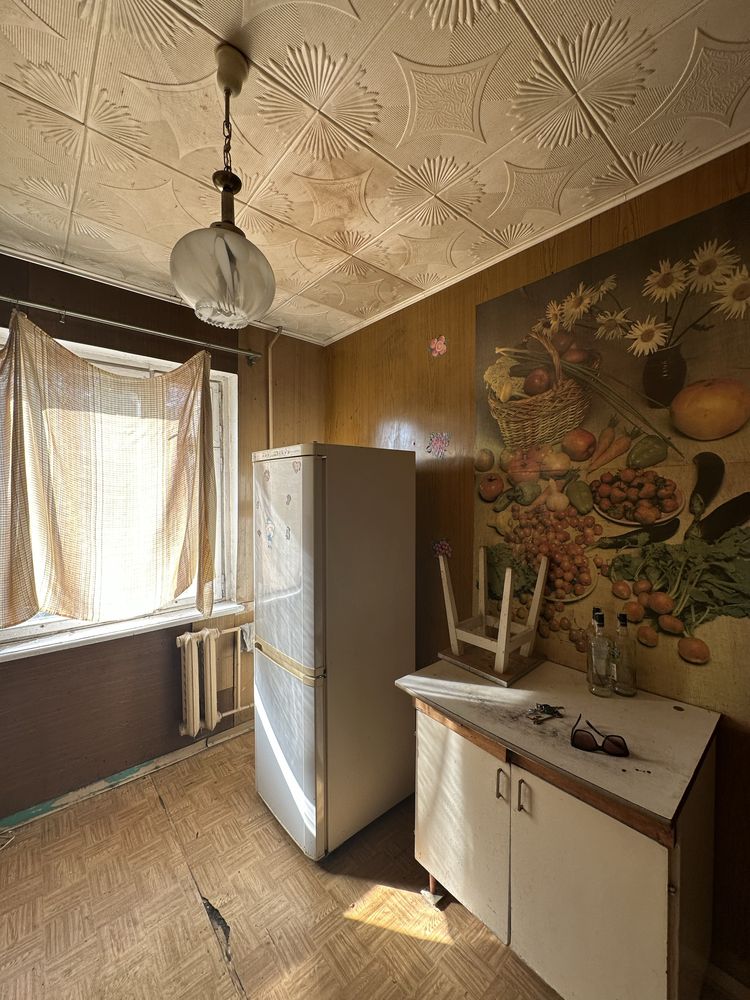 Продам 3к кв м-н Солнечный 13(возле АТБ)