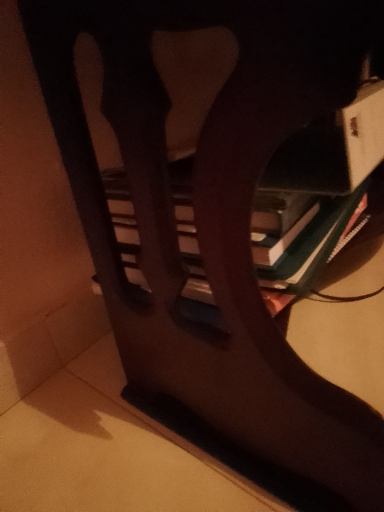 Móvel muito antigo em óptimo estado