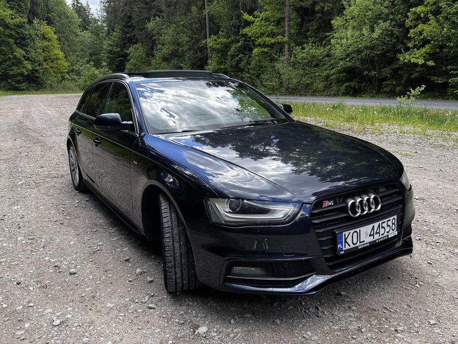 Audi A4 B8 lift full s-line