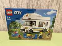 Конструктор LEGO City 60283 - Відпустка в будинку на колесах