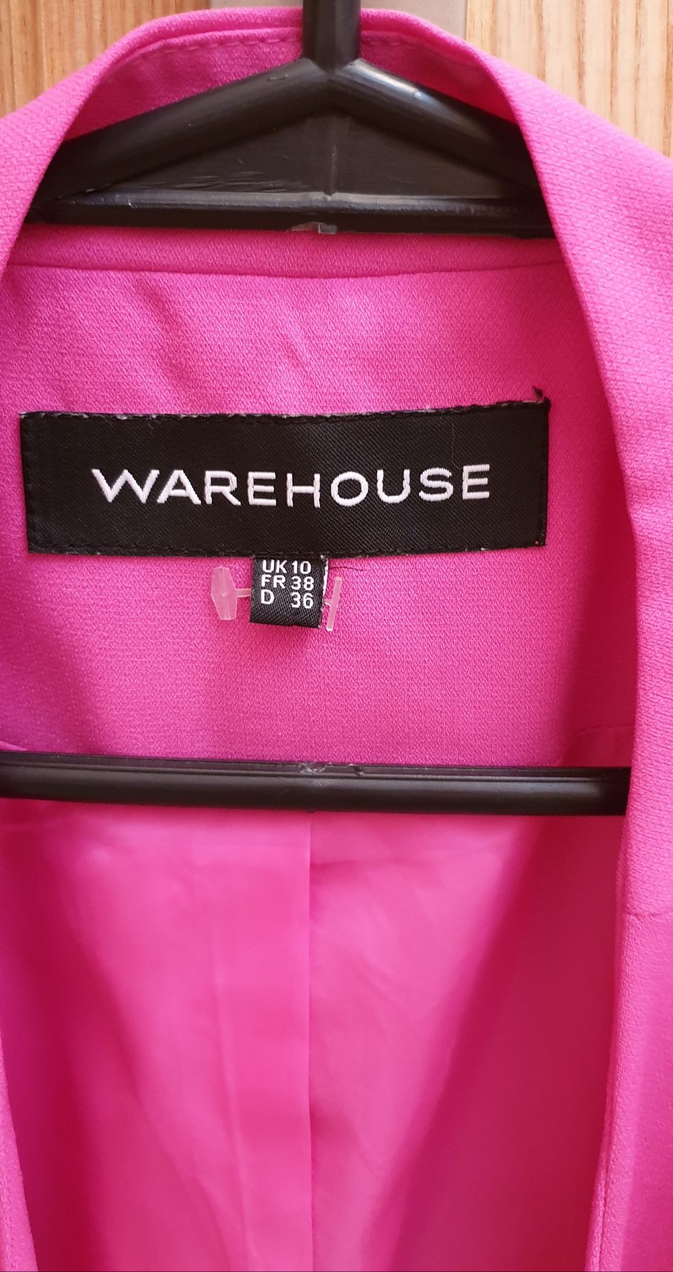 Żakiet marynarka narzutka k. różowy firmy Warehouse w r. 36