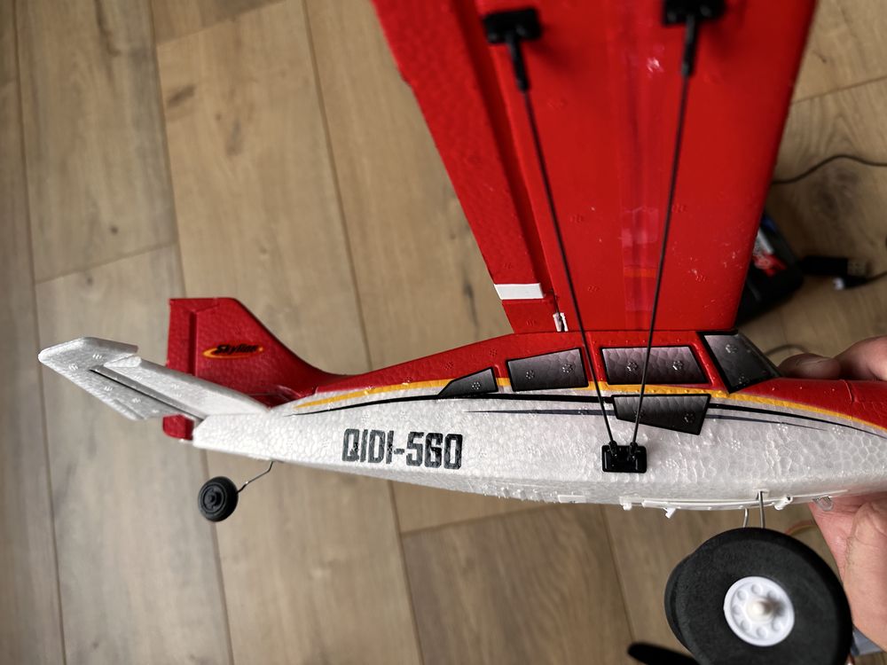 Samolot RC Qidi560 Moore M7 - duży zestaw