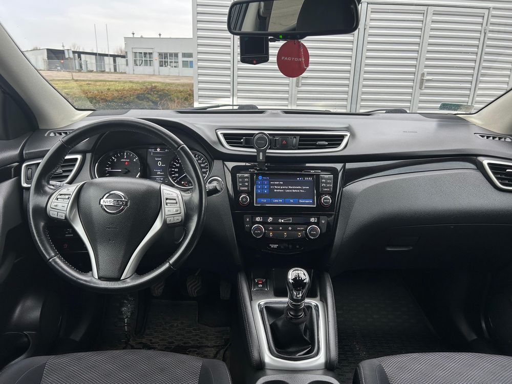 Nissan Qashqai 1.5 DCI Bogate wyposażenie