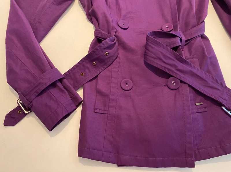 Gabardine Roxo estiloso e reverente