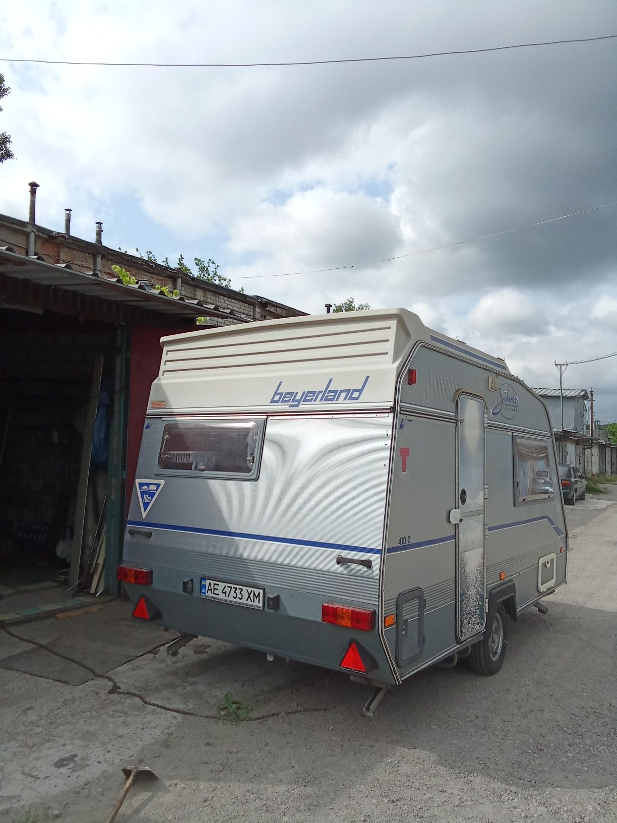 Продам прицеп дачу