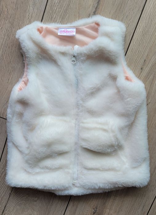 Дитяча безрукавка для дівчинки