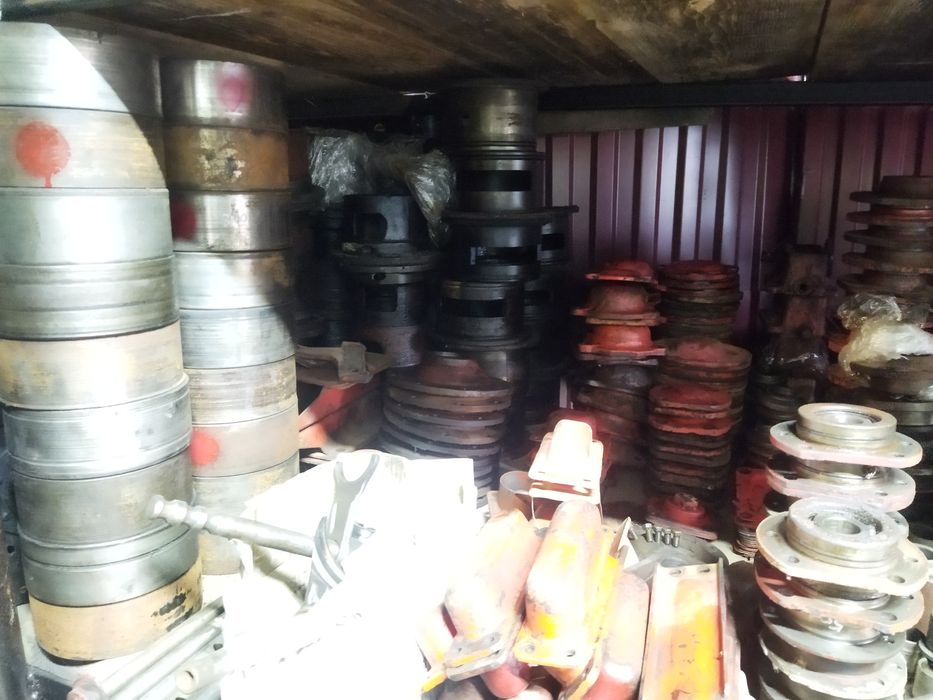 Запчастини Т25 Гідробак