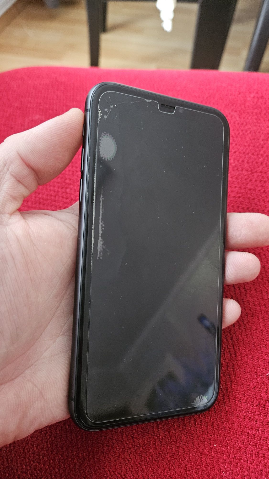 iPhone 11 64gb używany kilka dni