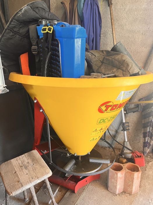 Distribuidor Centrífugo Tomix DC-250 – Semi - Novo