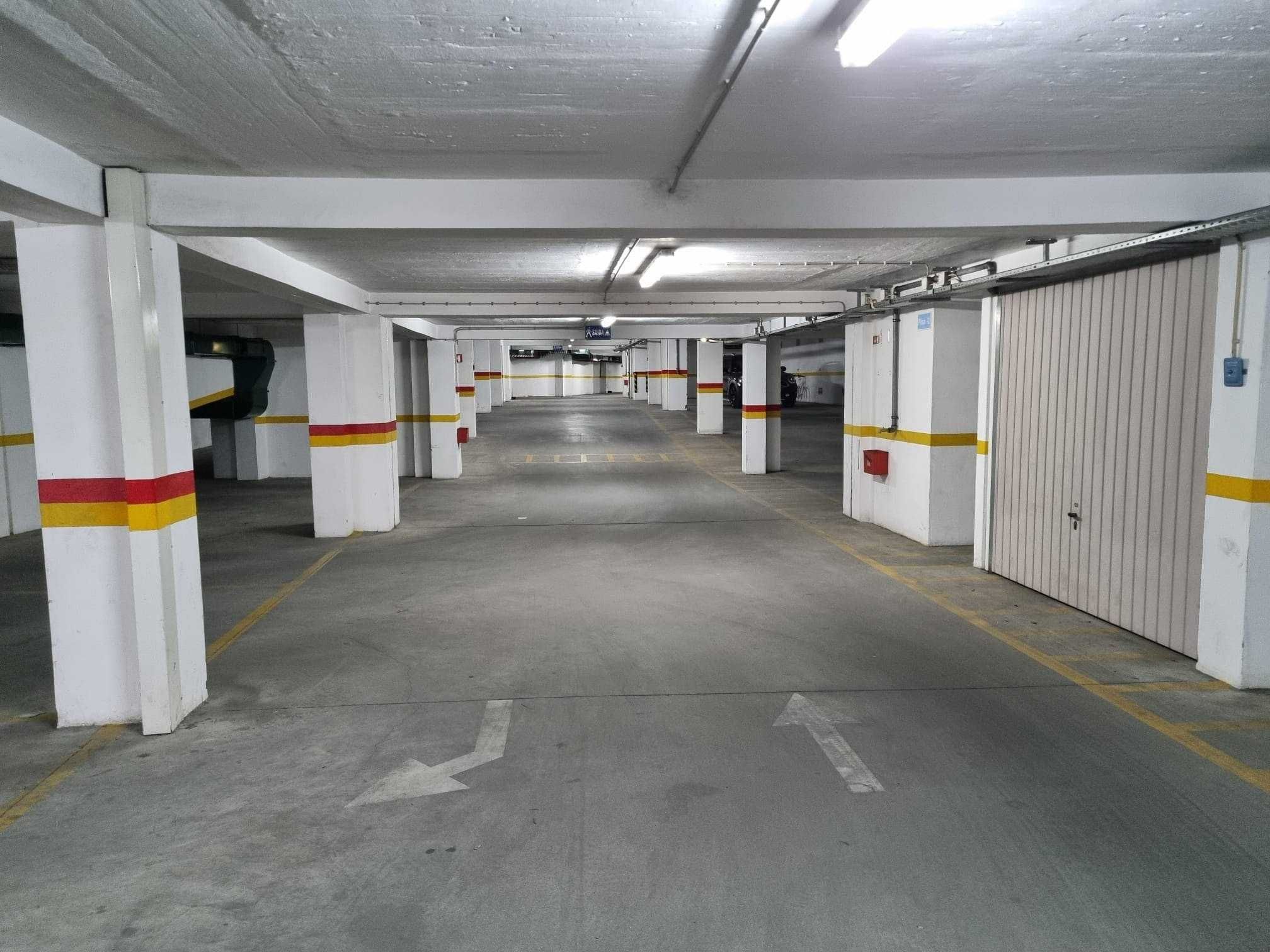 Lugares de Parqueamento no centro histórico de Évora