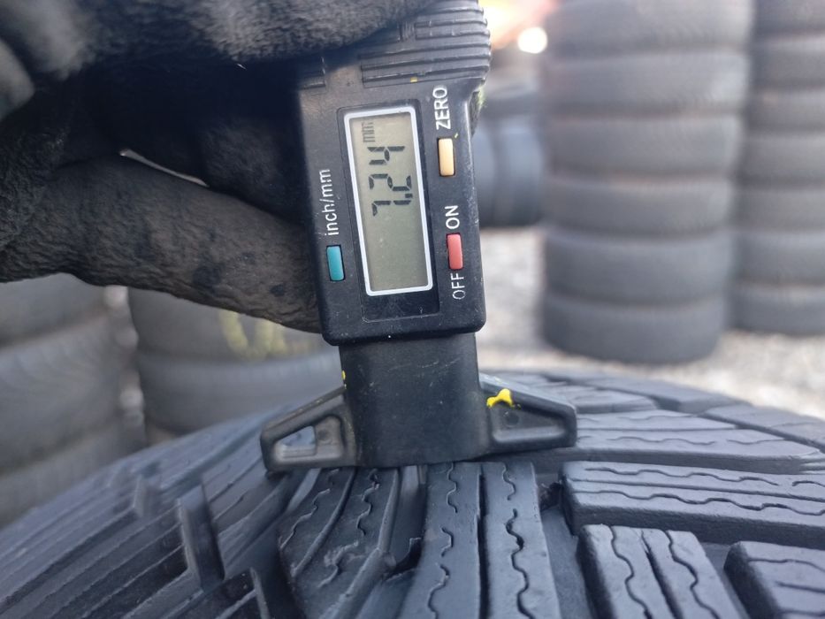 215.65.16 Michelin Alpin 2 шт