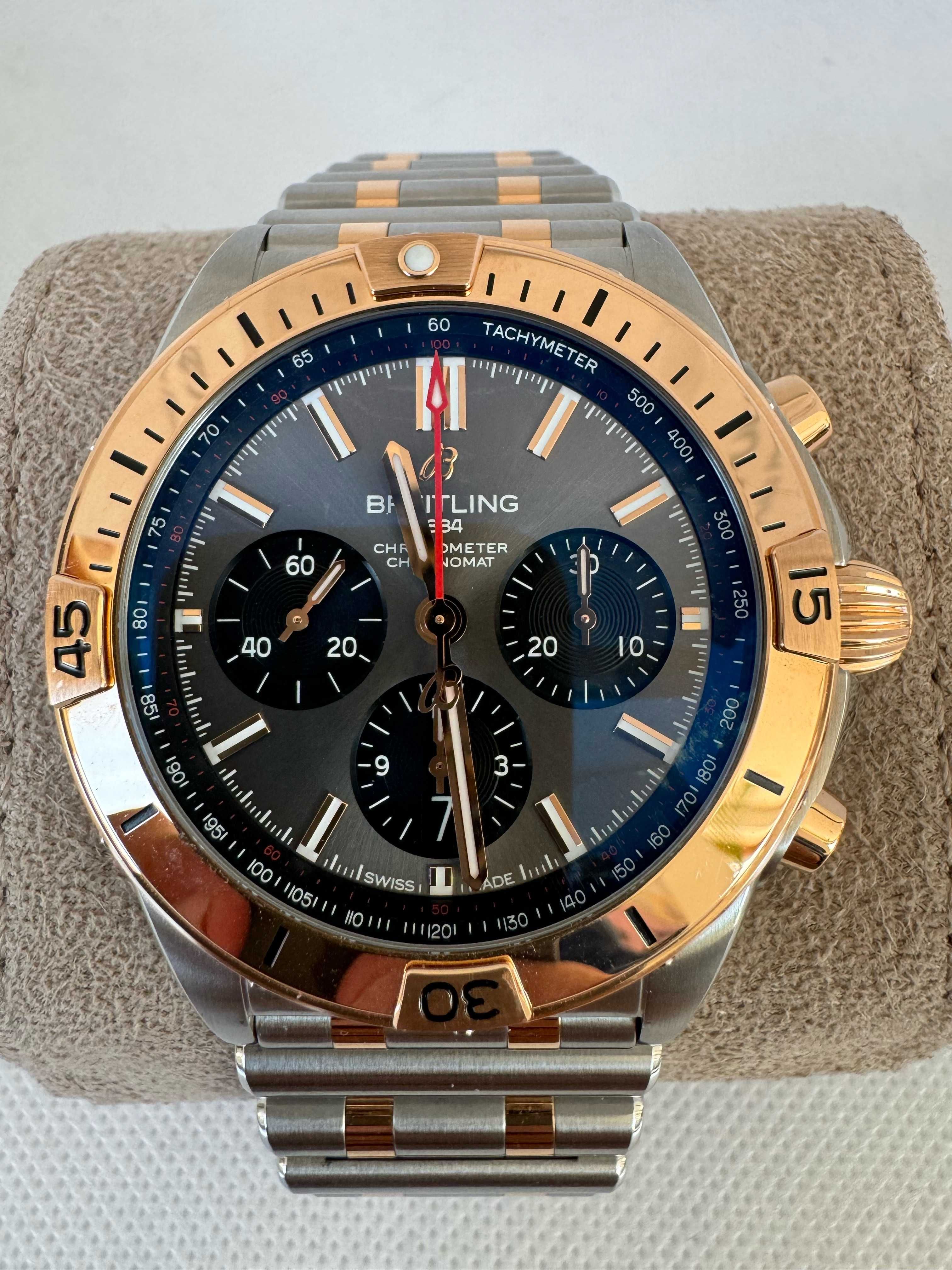 Breitling Chronomat B01 42 Stal Złoto 18K