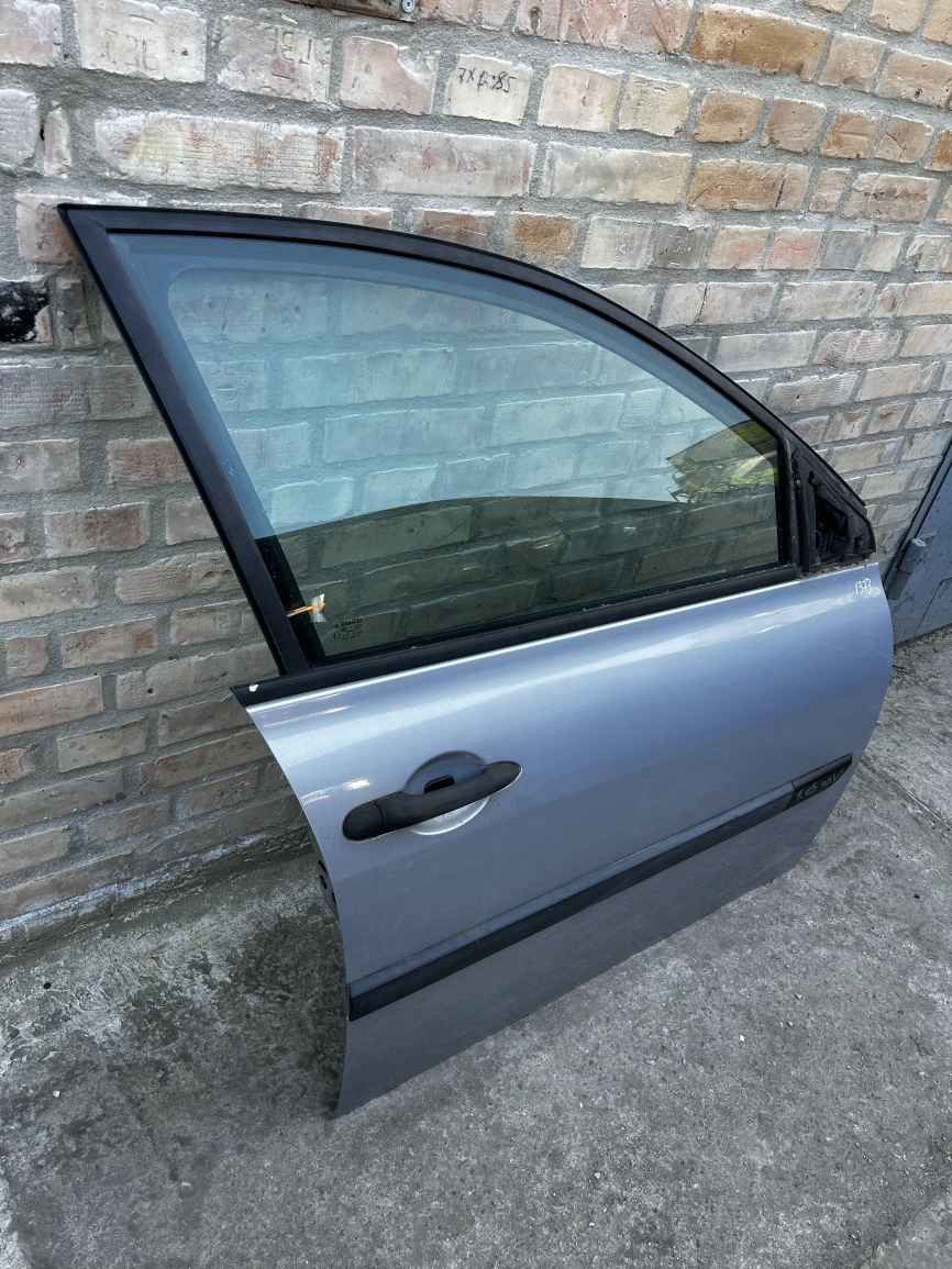 Renault (RVI) Megane 2 02-06 двері перед R TEA19 DR1373