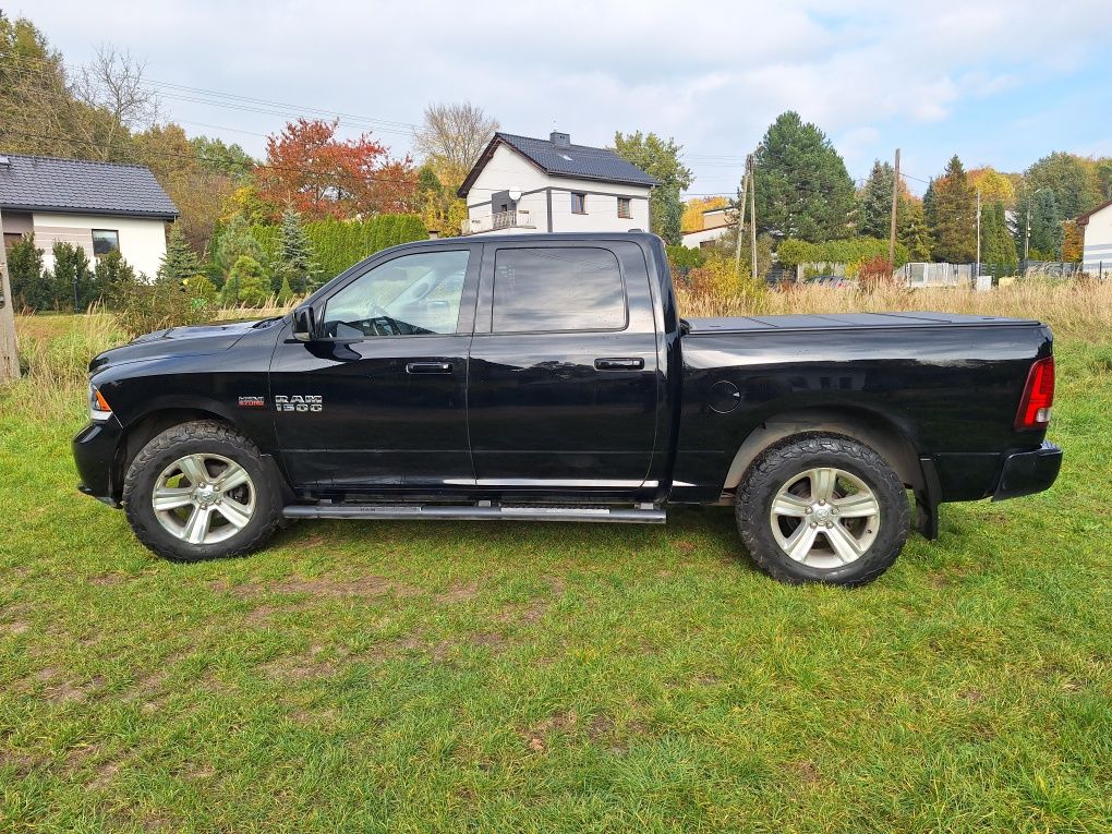 Dodge Ram sport 4x4 super stan