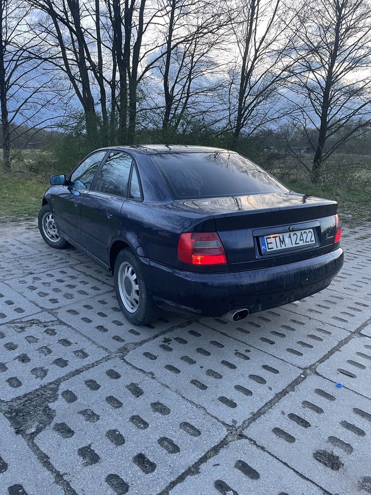 Audi a4 2,6 v6 quattro