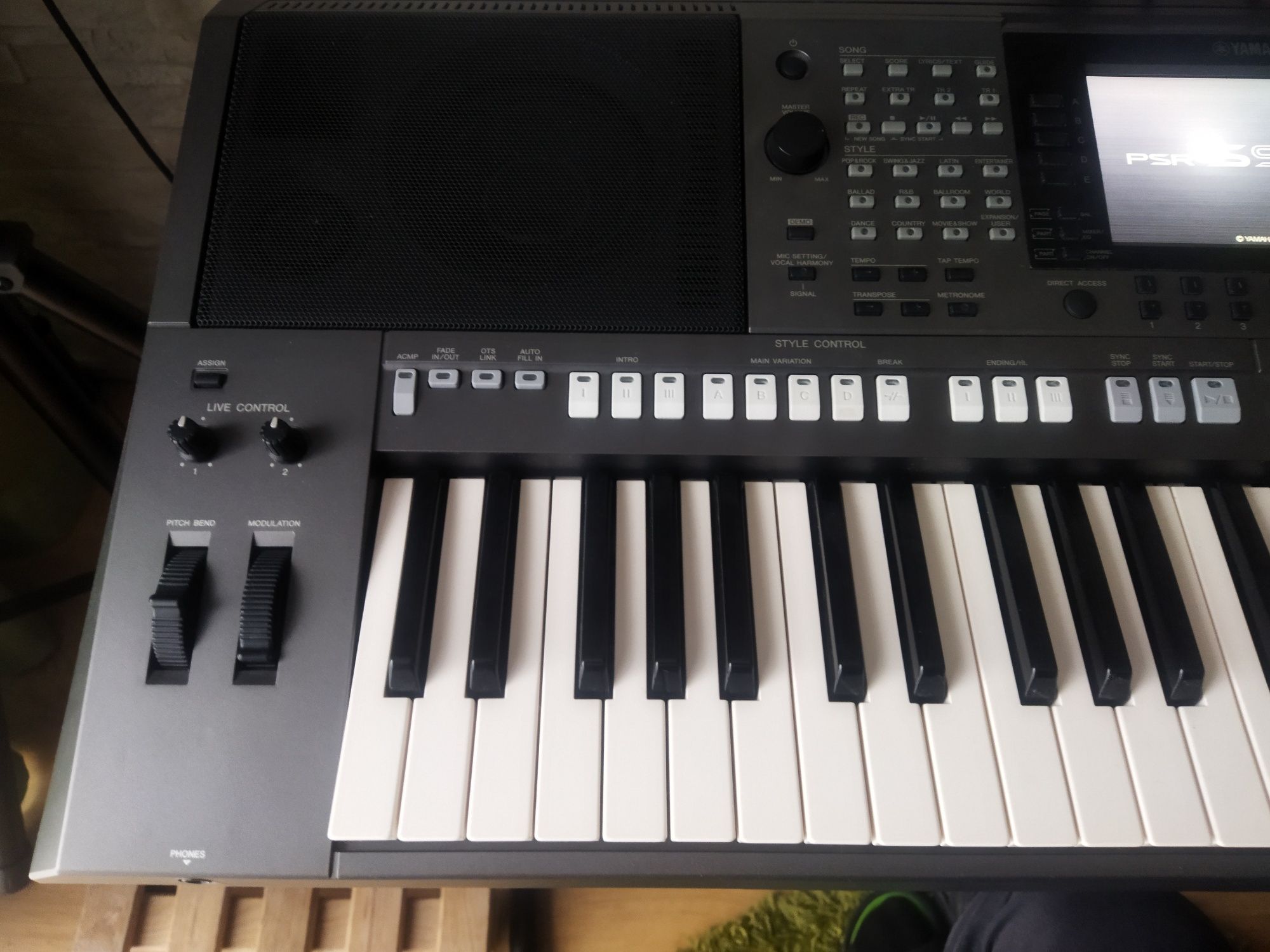 Yamaha PSR S970.