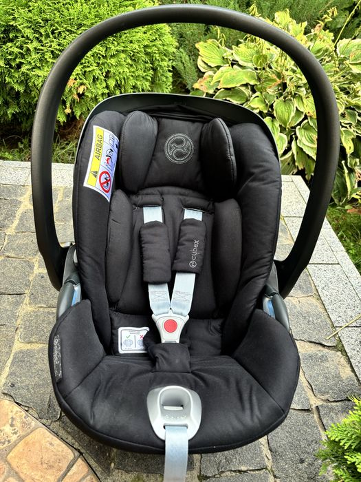 Автокрісло cybex z i -size  поштою  по передоплаті