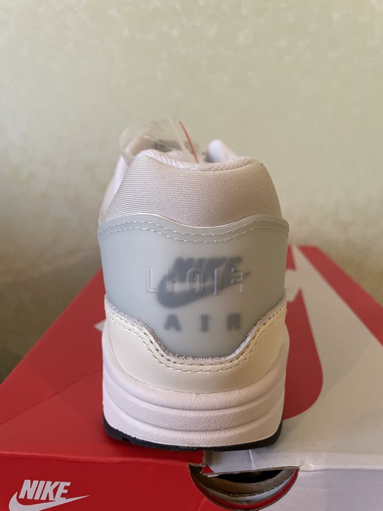 Кроссовки Nike Air Max 1 Premium White DZ5317-121