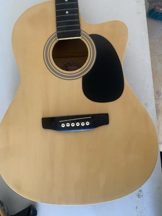 Guitarra elétrica, corda  d’aço