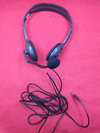 słuchawki nauszne logitech h111 czarne kompaktowe z mikrofonem