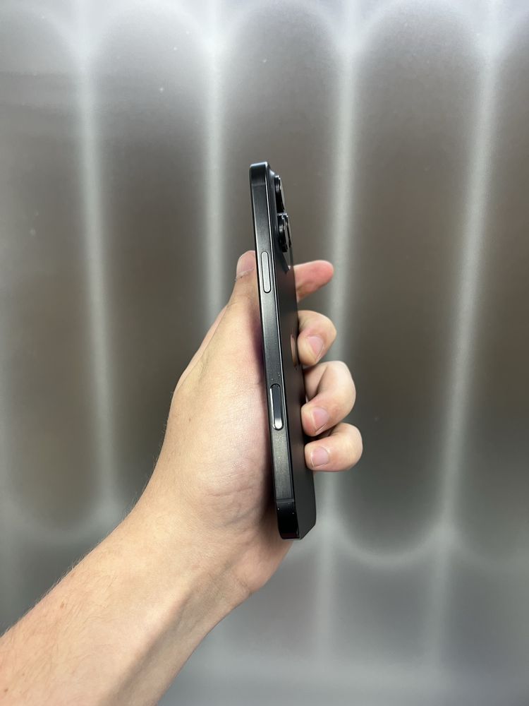 iPhone 16 Pro Max 256gb Black Titanium Neverlock з Гарантією!