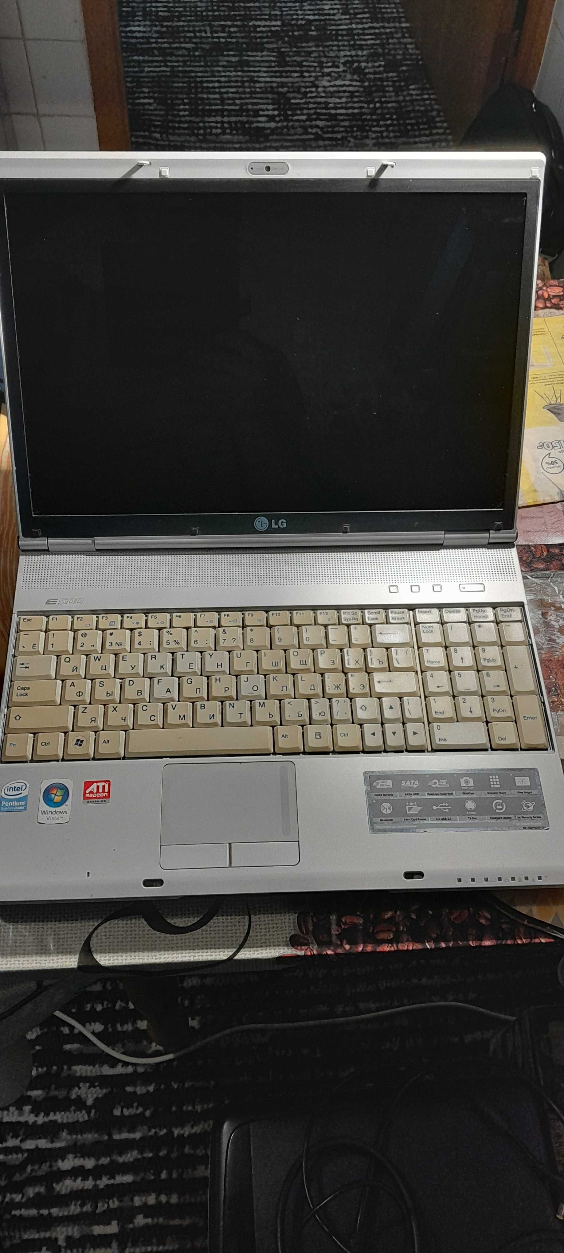 Ноутбук LG e50 E500