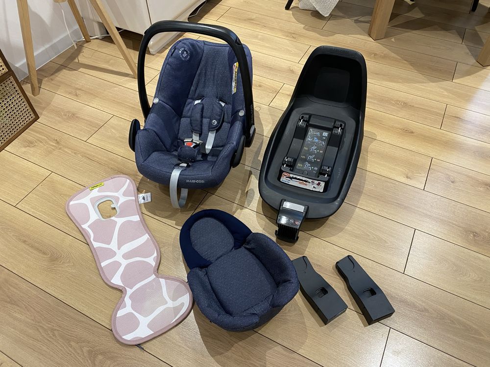 Fotelik Nosidełko Maxi Cosi BabyFix isofix zestaw