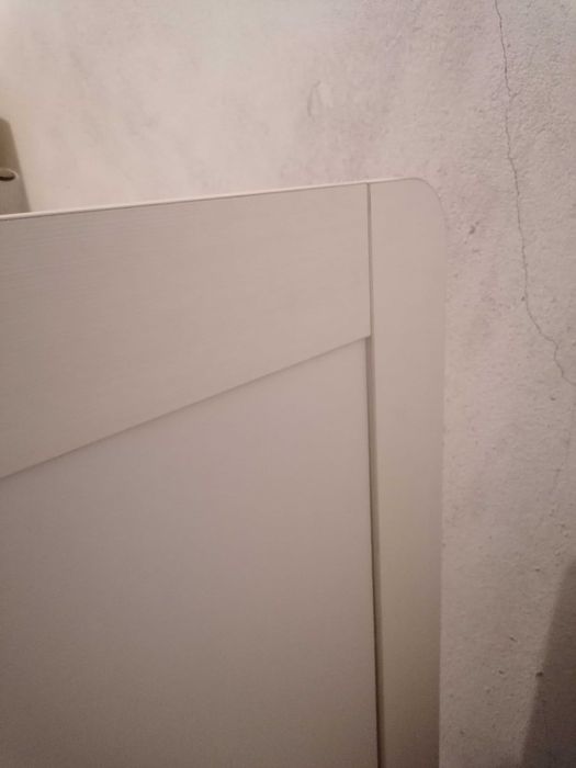 Cama branca individual