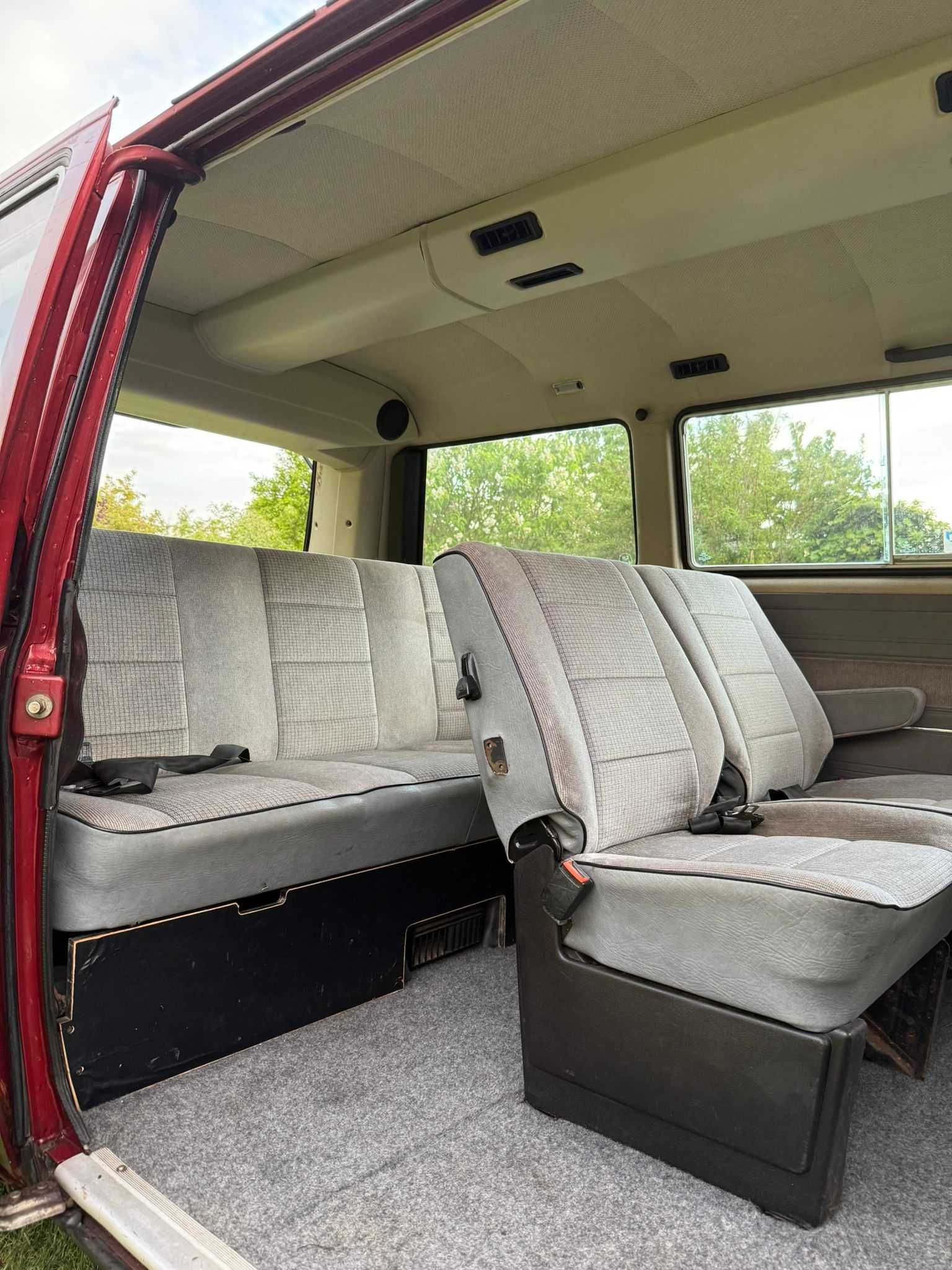 Volkswagen VW T3 Vanagon bus 2.1