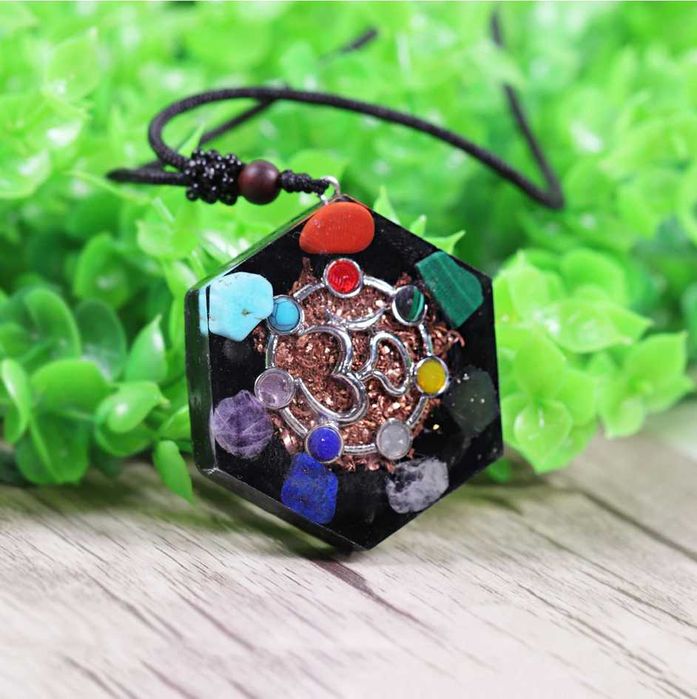 Śliczny Orgonitowy Naszyjnik Wisiorek Ceregat Malachit Kryształ Turkus