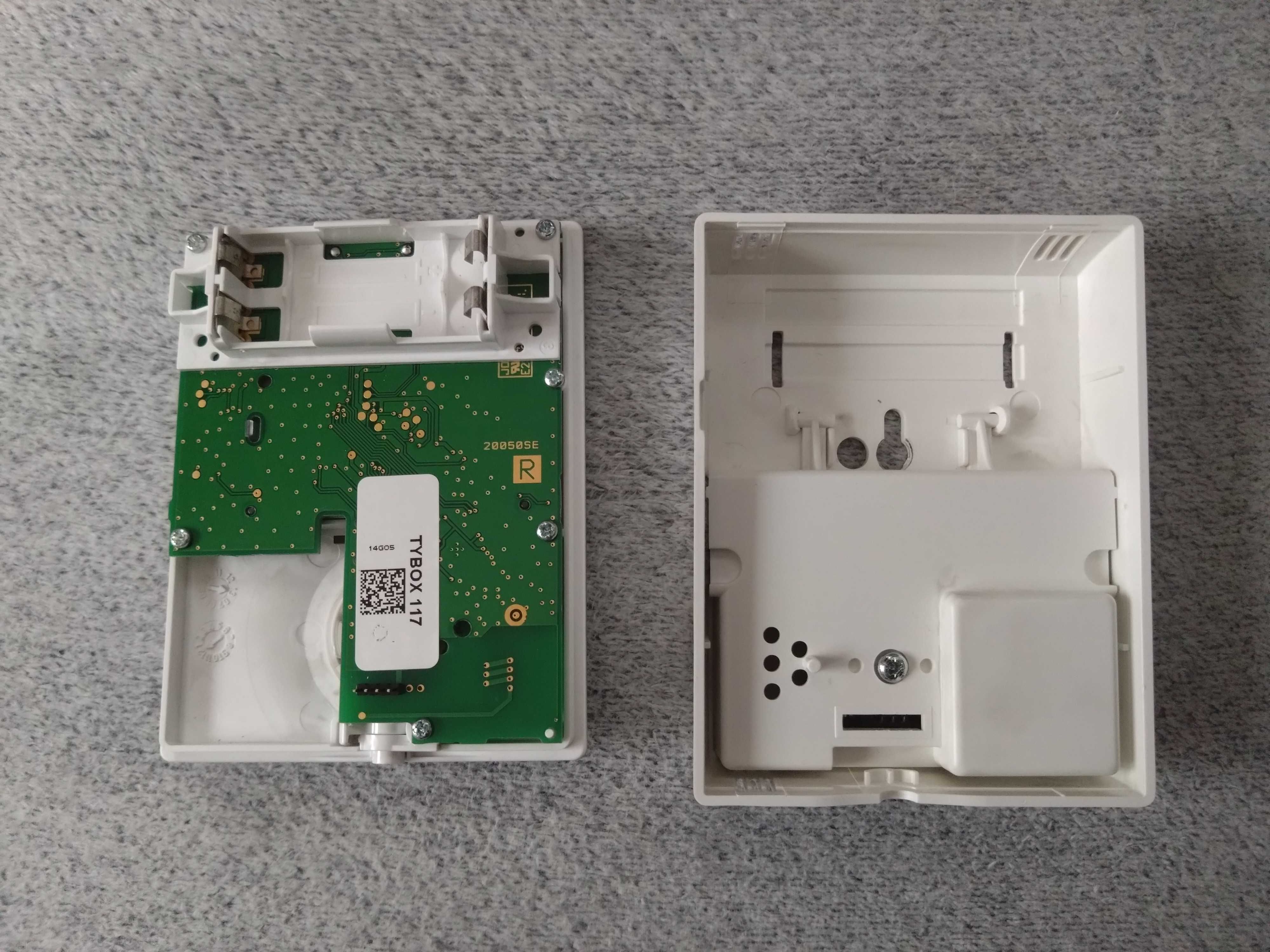 Przewodowy Termostat TYBOX 117
