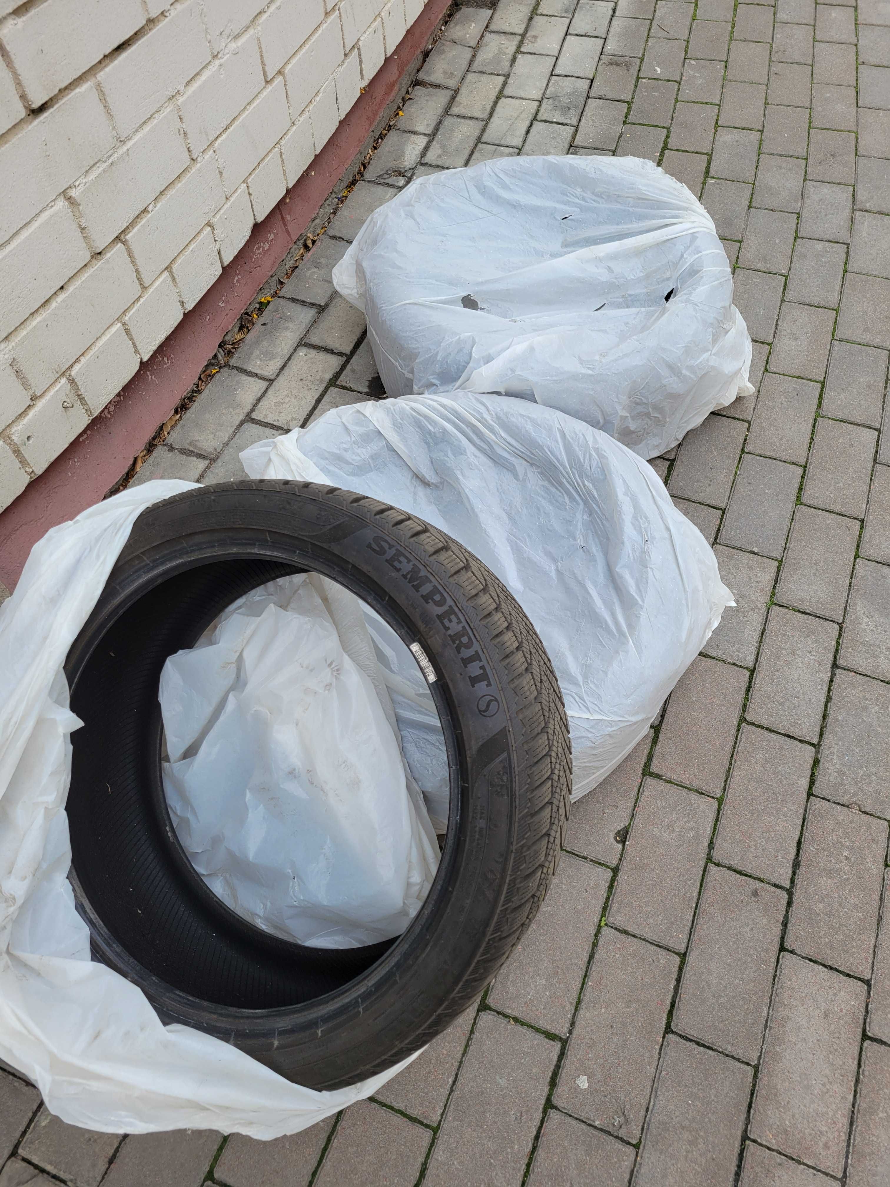 Зимові шини Semperit Speed-Grip 3 225/40 R18 92V XL