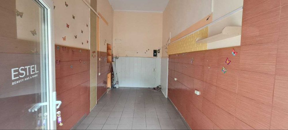 Пр.Корабелів 13 кв.м. гарна локація окремий вхід